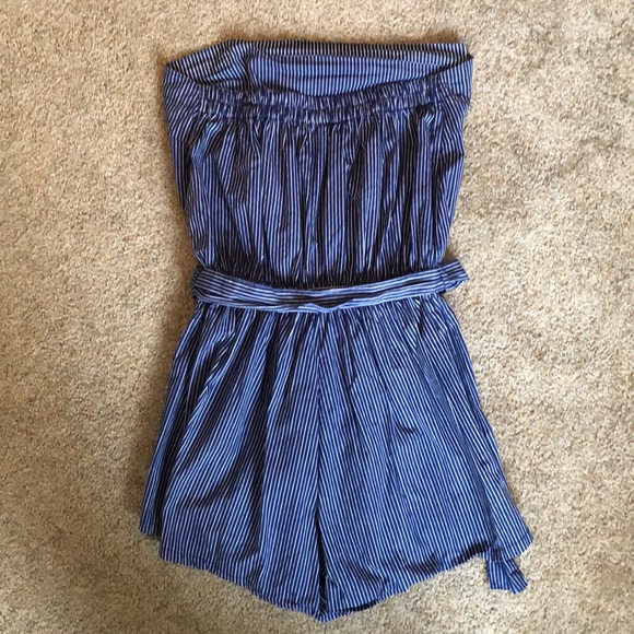 Faithfull romper 🤍💙 - Picture 5 of 5